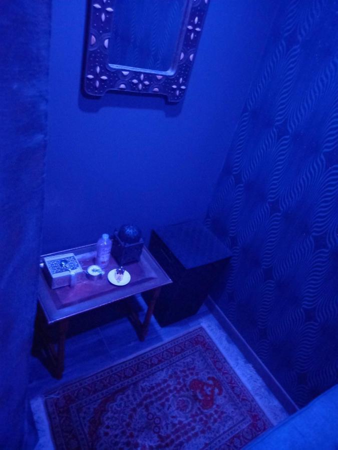 Love Room, Les Nuitees Secretes De Rouen Darnétal Exterior foto