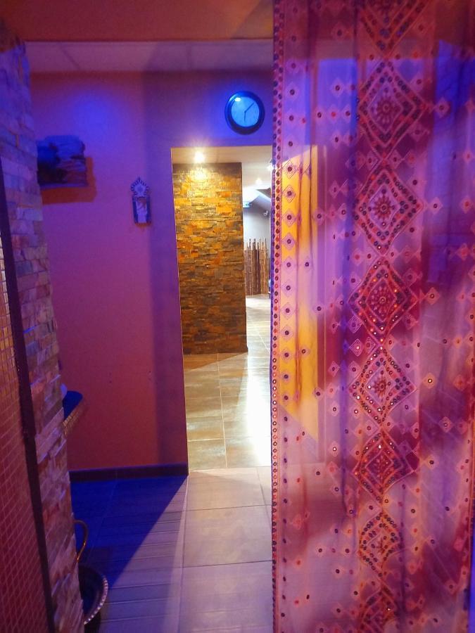 Love Room, Les Nuitees Secretes De Rouen Darnétal Exterior foto