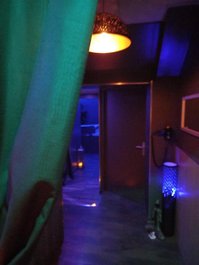 Love Room, Les Nuitees Secretes De Rouen Darnétal Exterior foto