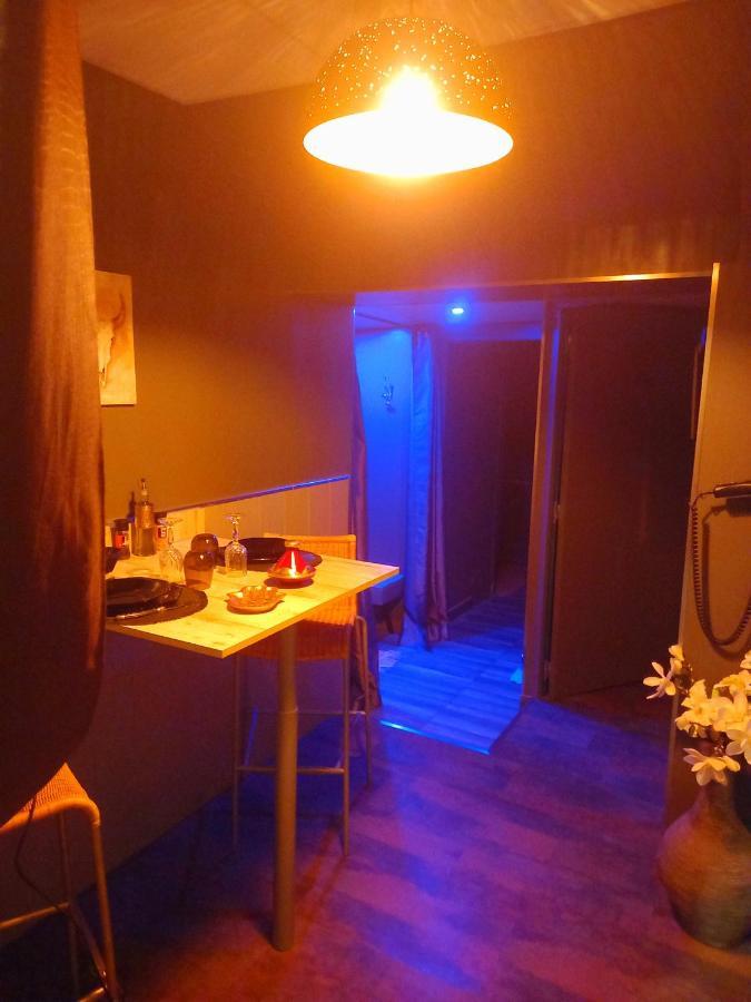 Love Room, Les Nuitees Secretes De Rouen Darnétal Exterior foto